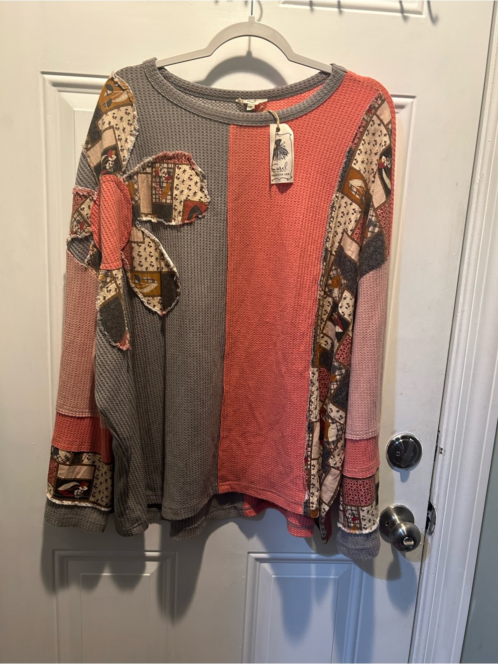 Easel Waffle Knit Patchwork Long-Sleeve Top in Coral and Gray